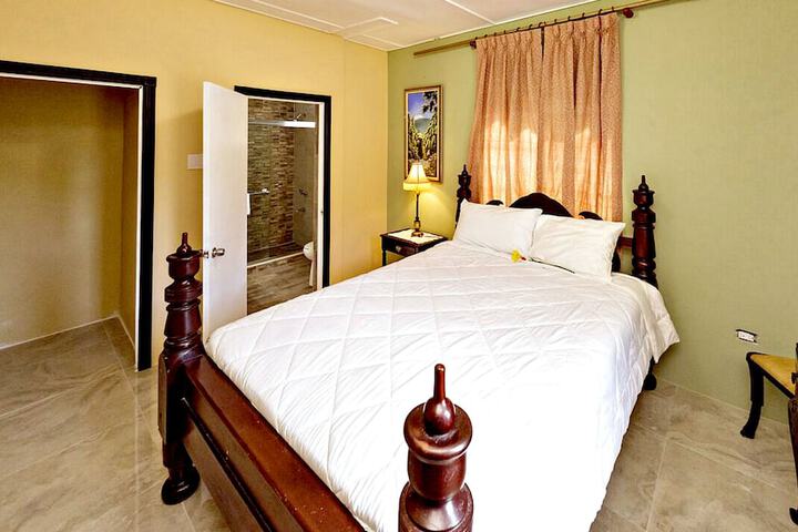 Room 15 of 40