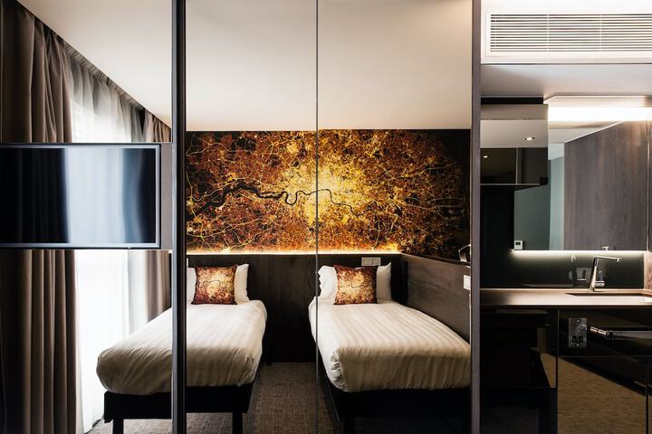 Room 13 of 59