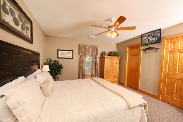 Room 6 of 38