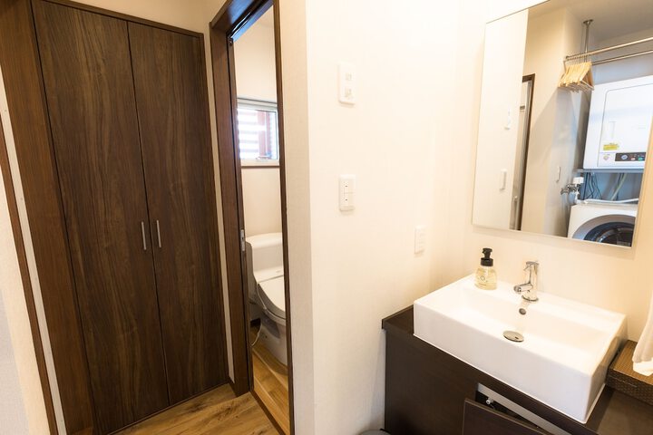 Room 36 of 51