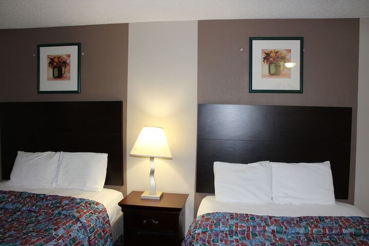 2 Double Beds (25 of 27)