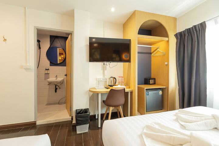 Room 48 of 132