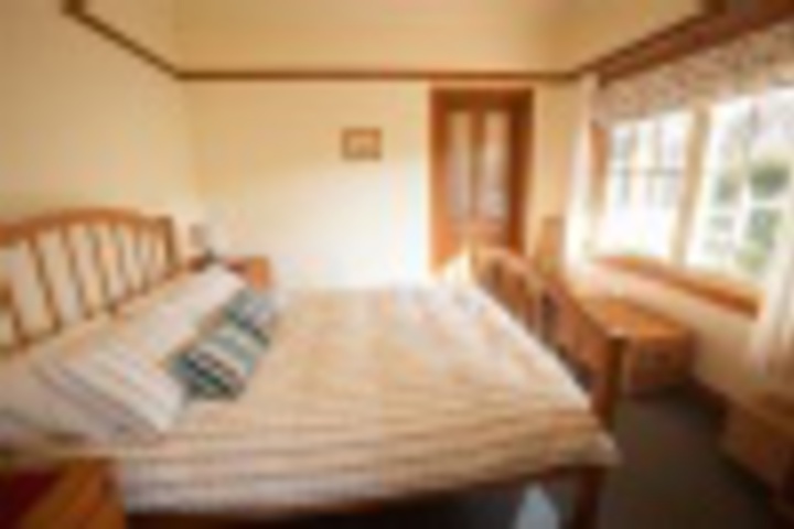 Room 64 of 156