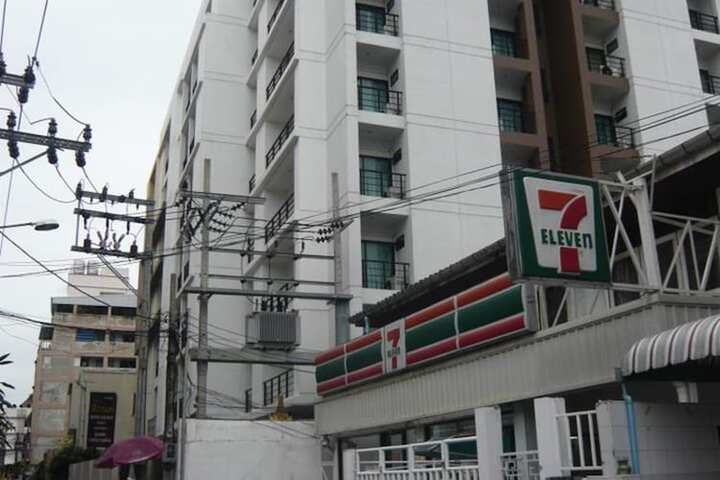 Hotel 23 of 28