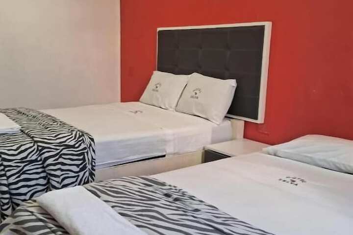 Room 6 of 20