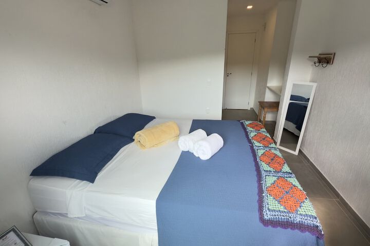Room 6 of 89