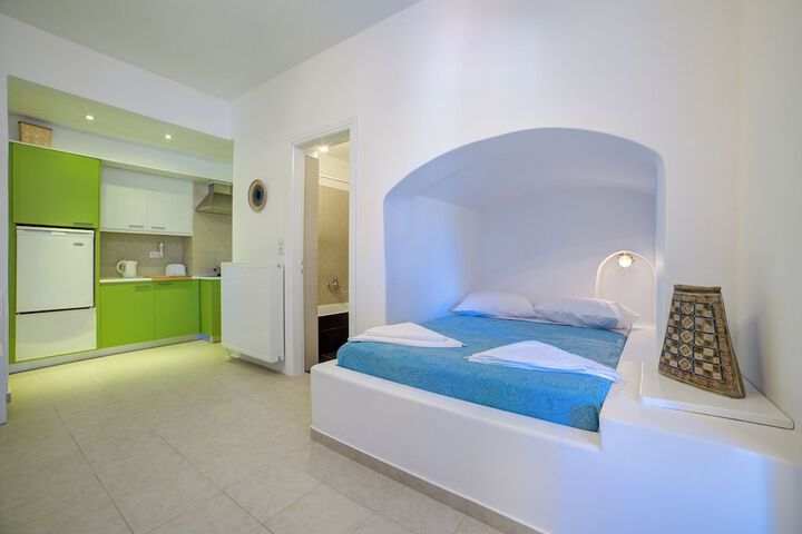 Room 13 of 49
