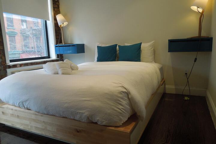 Room 11 of 53