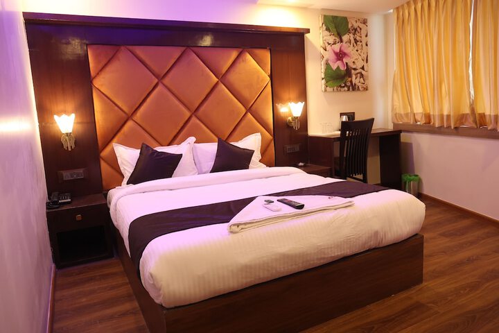 Room 3 of 17