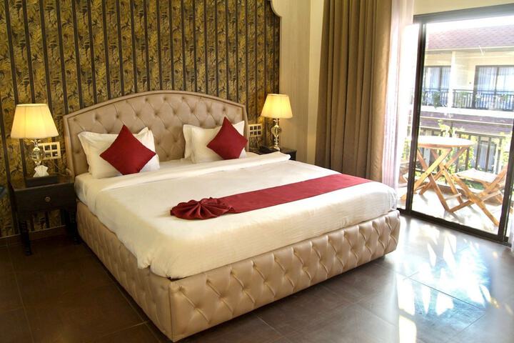 Room 42 of 106