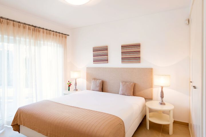 Room 21 of 158