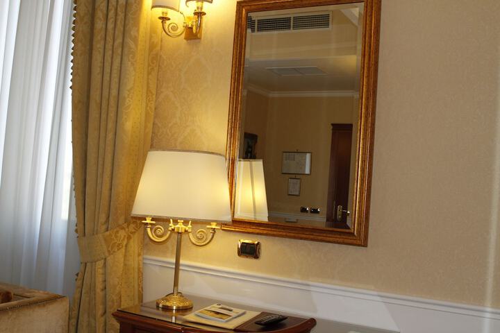 Room amenity