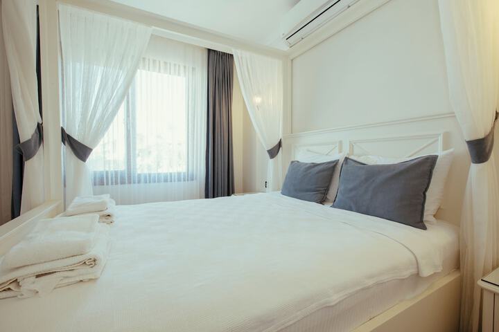 Room 56 of 177