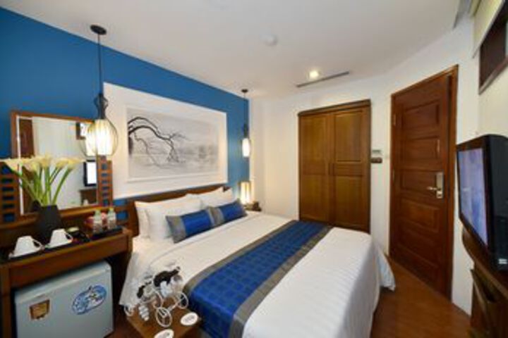Room 62 of 84