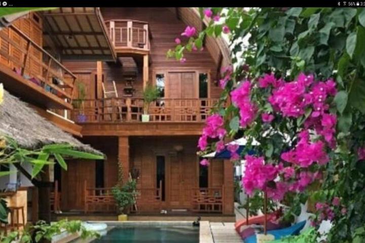 Gili T Sugar Shack