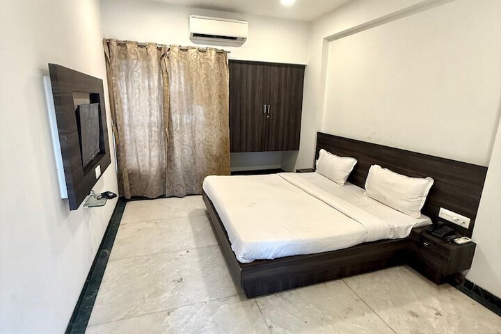 Room 18 of 44