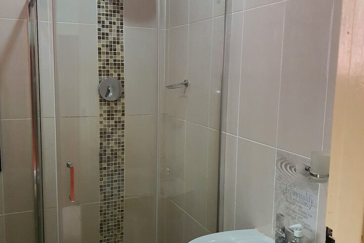 Room 14 of 23