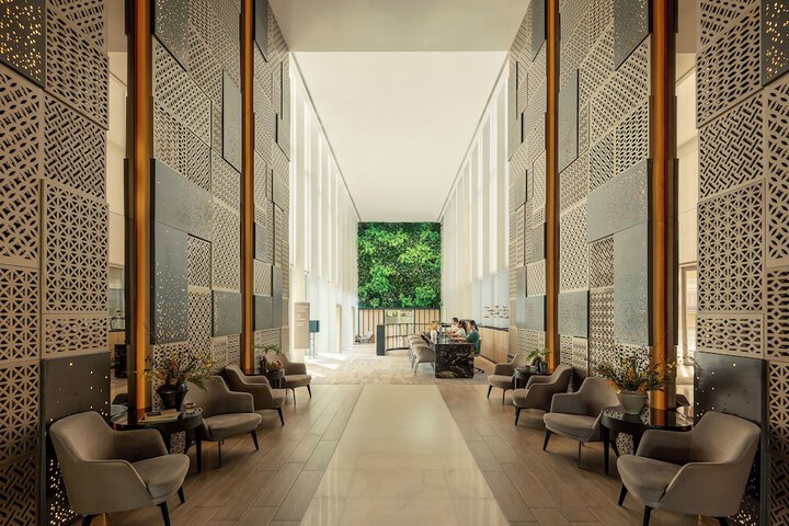 Entrance & Lobby