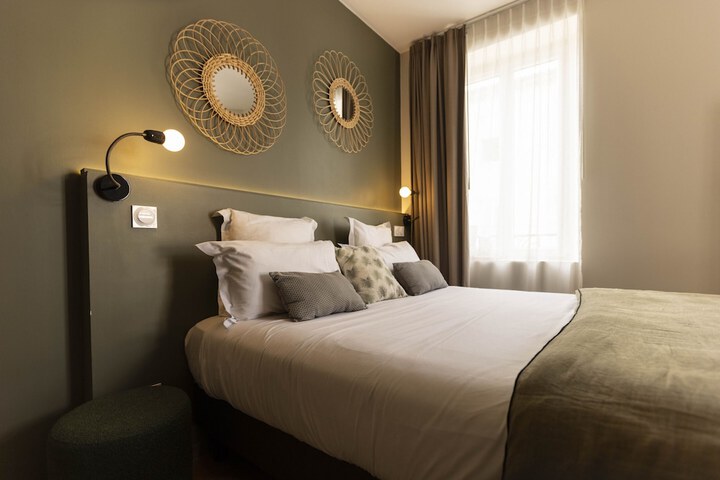 Room 89 of 210