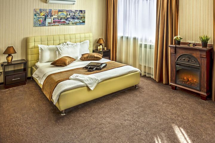 Room 17 of 68