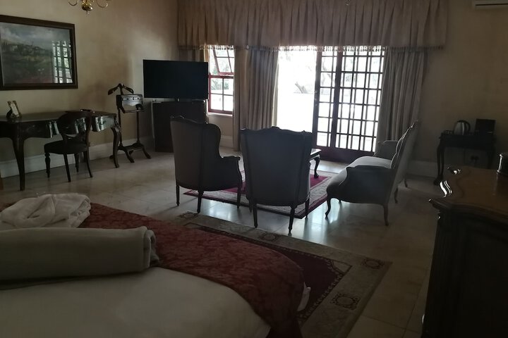 Room 30 of 133