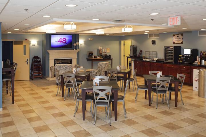 Breakfast area