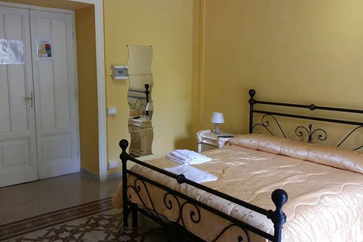 Room 12 of 45
