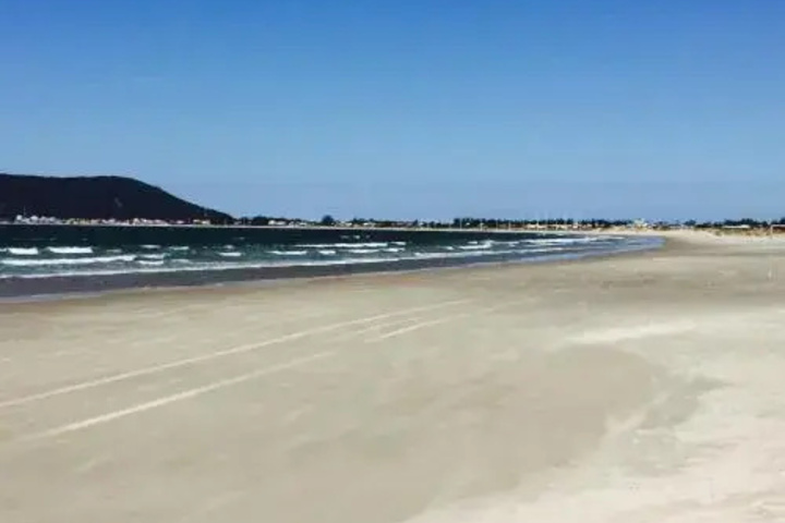 Beach 4 of 9