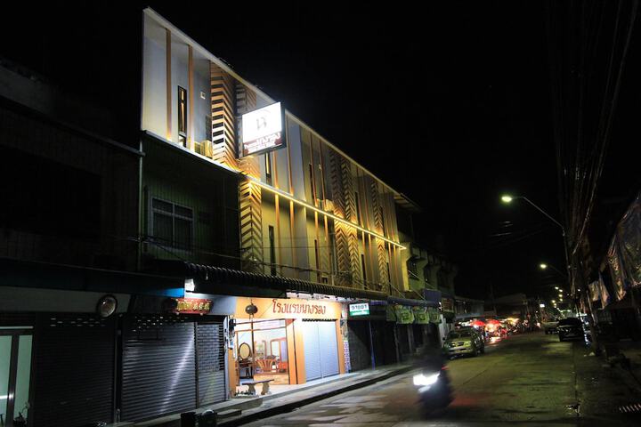 Hotel 53 of 53