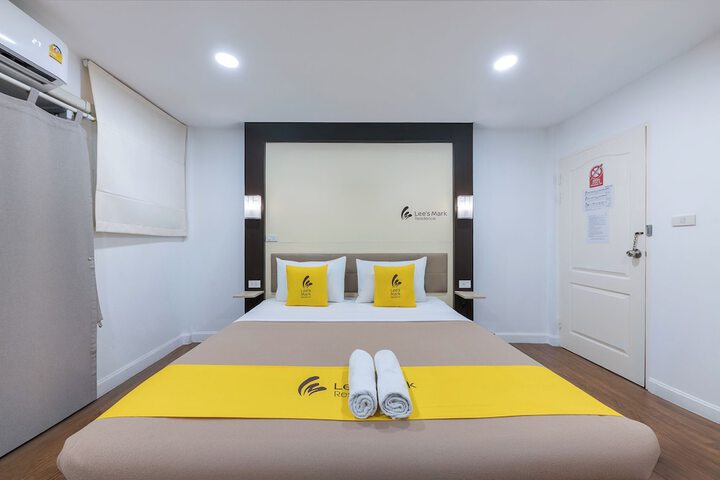 Room 16 of 73