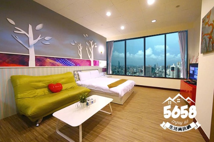 Room 19 of 58