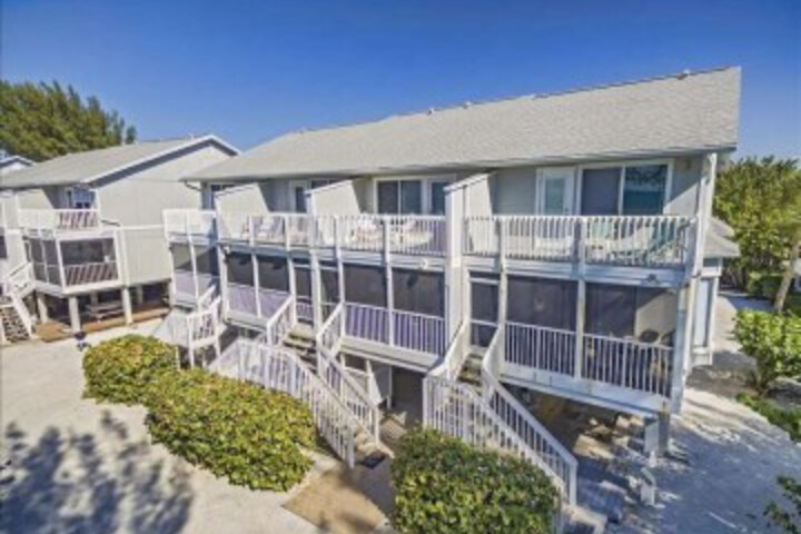 Photo of SUNDOWN 28 2 BEDROOM TOWNHOUSE BY REDAWNING