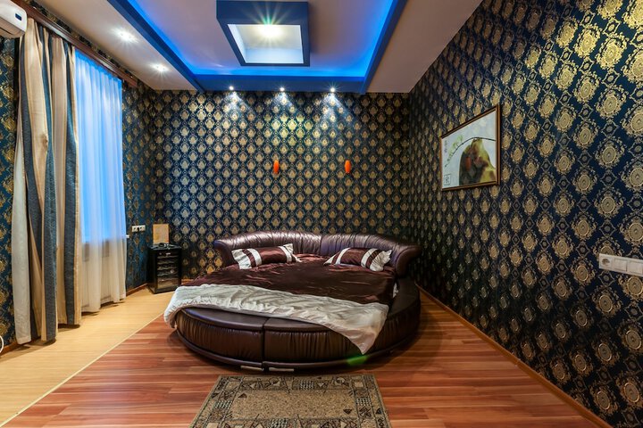 Room 12 of 57