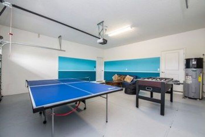Room 16 of 25