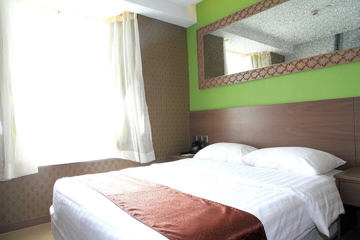 Room 4 of 46
