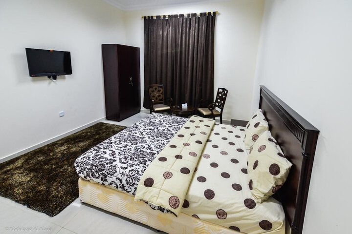 Room 10 of 36