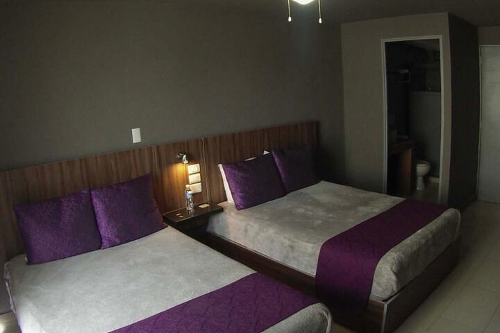 Room 5 of 32