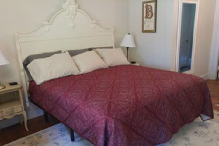 Room 29 of 38