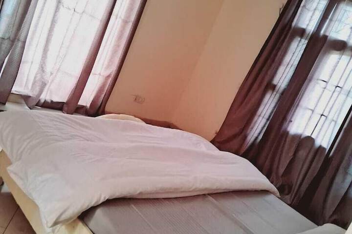 Room 5 of 14
