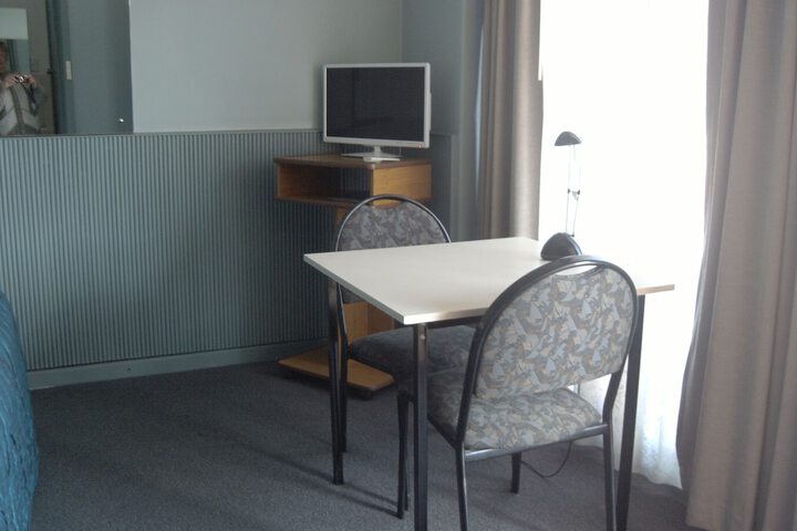 Room 5 of 31