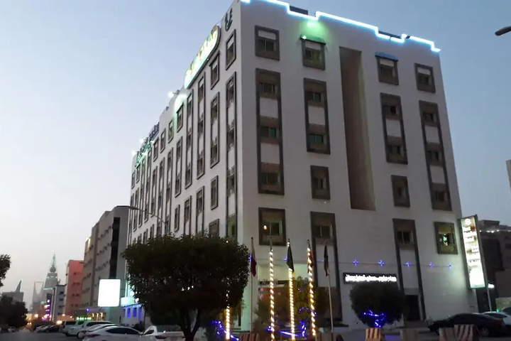 AL RAHA GARDEN SUITES