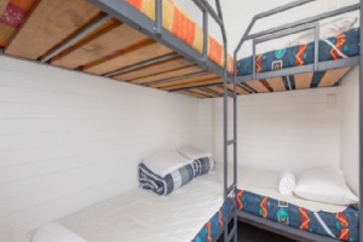 Room 645 of 876