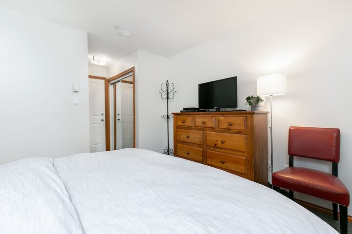 Room 29 of 227