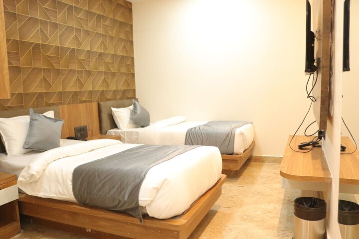 Room 7 of 22
