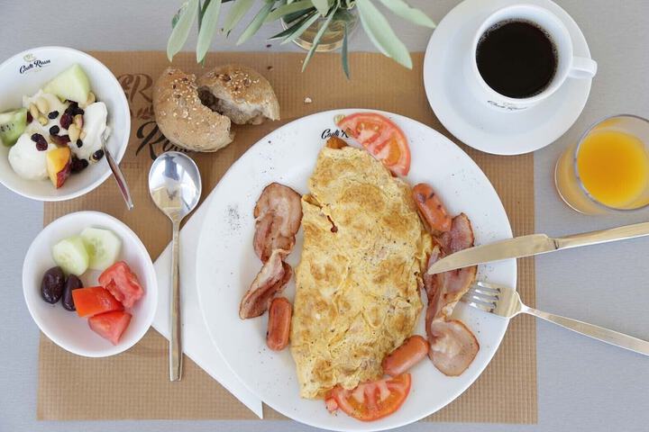 Breakfast/Coffee Service 35 of 61