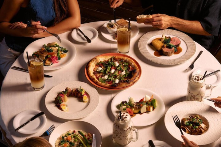 Dining 153 of 208