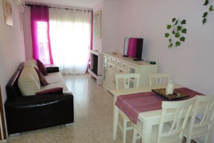 Room 9 of 34