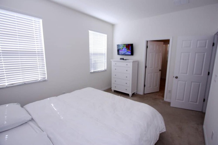 Room 9 of 139