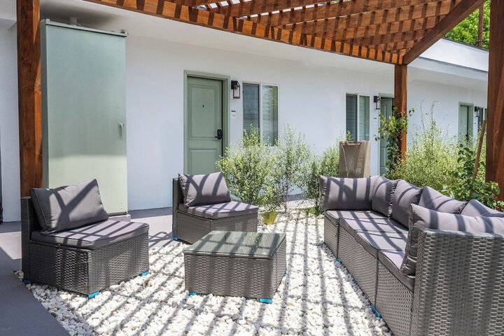Terrace/Patio 17 of 36