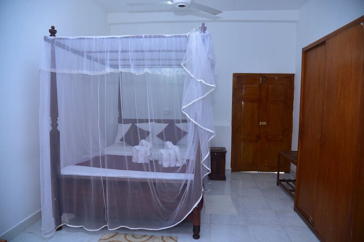 Room 5 of 57